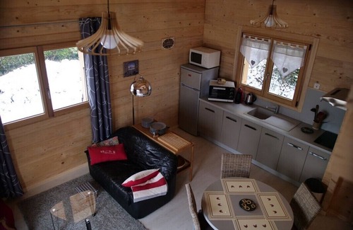 Faverges-Seythenex Ski Chalet | L'ANCOLIE Small, comfortable chalet at the foot of the mountains