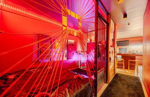Saint-Jean-les-Deux-Jumeaux Hotel | L'Apothéose