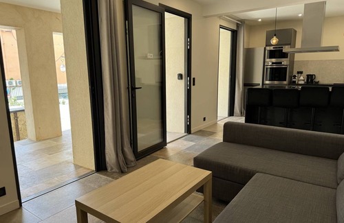 Le Lavandou Apartment | L'Appartement Olivier