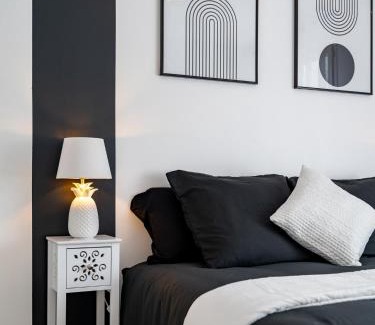 Les Poulettes Apartment | L'Arlequin Familial et Reposant