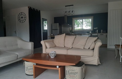 Ermenonville-la-Grande House | L'atelier d'Armand - Gîte and guest house