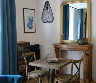 Dinan Apartment | L'atelier d'artiste charmant T2 centre historique