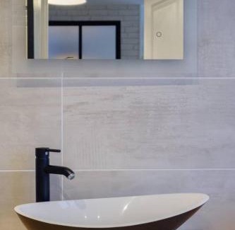 Fontainebleau Apartment | L'atelier - Hyper centre de Fontainebleau - proche INSEAD
