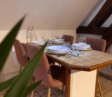 Old Town Apartment | L'Atelier - Logis d'artiste - Centre historique
