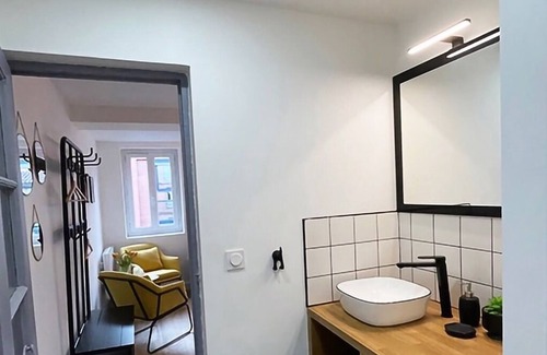 Saint - Aubin - Dupuy Apartment | L'Aurore Occitane - Studio entièrement rénové