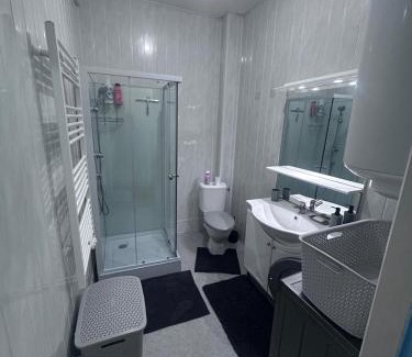Saint-Claude Apartment | L azur Jurassien séjour chaleureux dans le Jura