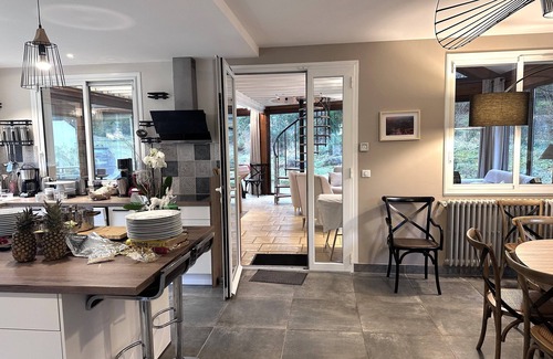 Buthiers Villa | L'Eden Roches, indoor pool, rocks, immersion in the Fontainebleau forest