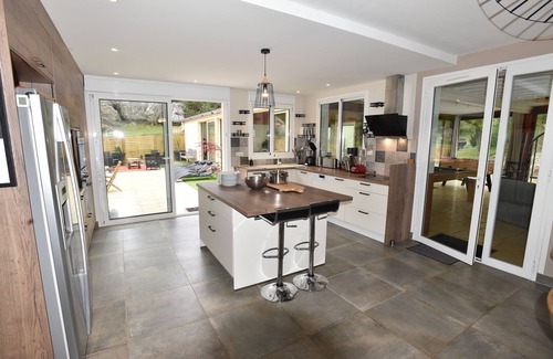 Buthiers Villa | L'Eden Roches, indoor pool, rocks, immersion in the Fontainebleau forest