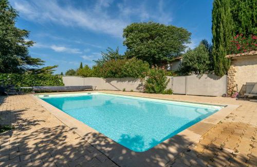 Camaret-sur-Aigues Villa | L'ensemble du gîte de Tante Berthe
