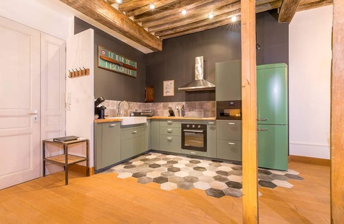 Old Town Apartment | L'Escale -Appartement 2 chambres au cœur du centre historique- SR Loc