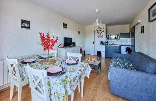 Courseulles-sur-Mer Apartment | L'Escale du Cap Horn - Appt 4p, à 1km de la mer