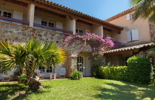Le Pradet Hotel | L' Escapade Hôtel & Restaurant
