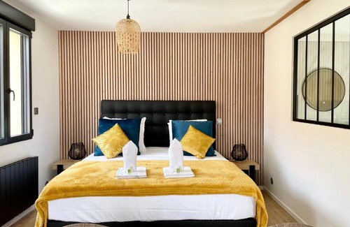 Guermantes Apartment | L’escapade romantique - Chambre moderne Jaccuzi
