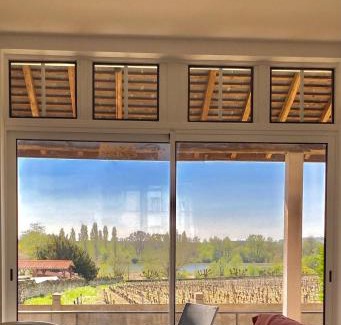 Pouilly-sur-Loire Apartment | L'Espérance vue sur la Loire et la vigne 2