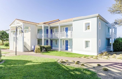 Chateau-d'Olonne Apartment | L'Estran S2M by Interhome