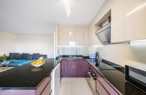 Roquebrune-Cap-Martin Apartment | L'EVASION - Vue Imprenable - Piscine - Parking privé