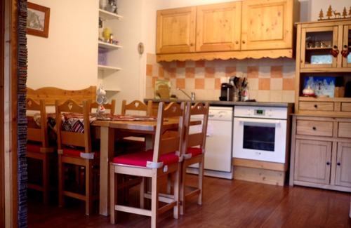 Les Claux Apartment | L' IDEAL at Ecrin des Neiges.