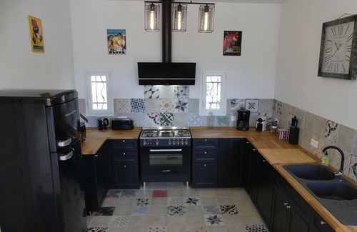 Saint-Andre-de-Roquepertuis House | L'Olivette - 110m2 + Private Pool 2 to 6 people Air-conditioned