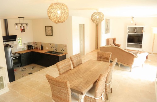 Saint-Andre-de-Roquepertuis House | L'Olivette - 110m2 + Private Pool 2 to 6 people Air-conditioned