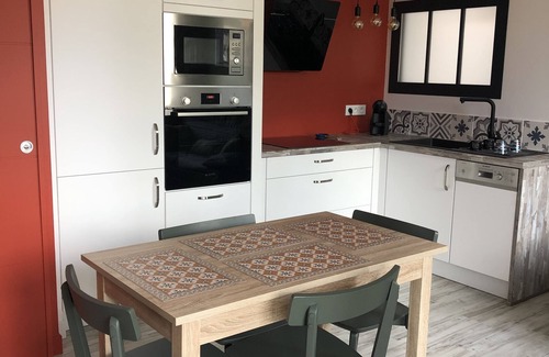 Saint-Palais-sur-Mer House | L'ombre d'un Pin entre deux Plages (center and beaches within walking distance, garage garden)