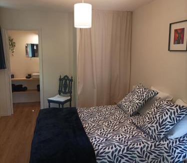 Chateauneuf-du-Rhone Bed & Breakfast | l'Oppidum
