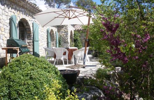 Saint-Jean-de-Cuculles Bed & Breakfast | L'Ostal du Pic St Loup