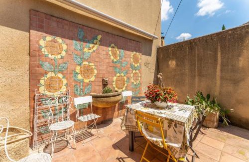 Saint-Hilaire-d'Ozilhan House | L'oustalet en Provence