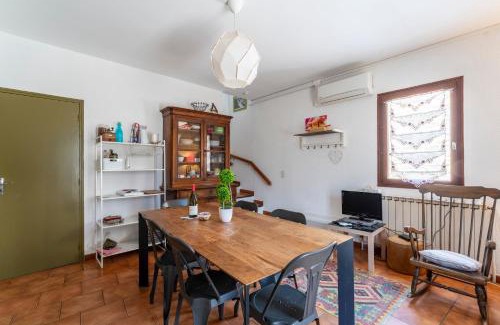Saint-Hilaire-d'Ozilhan House | L'oustalet en Provence