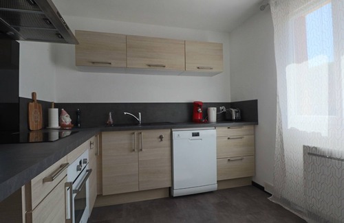 La Bourboule Apartment | L'R du Roc, Duplex 3*, 5 minutes walk from the center , quiet and friendly