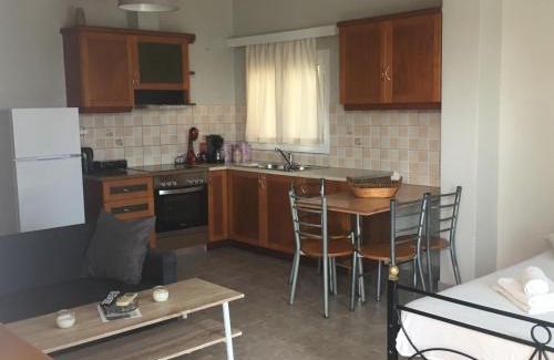 Mavrovouni Apartment | L's apartments