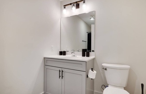 East Stroudsburg Apartment | L308 · The Lack - Queen Suite -B08