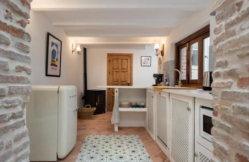 Frigiliana Apartment | La AMARA Lounis - en el casco antiguo de Frigiliana