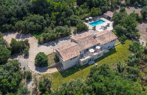 Bonnieux Villa | La Bécasse – Heritage Pool Manor