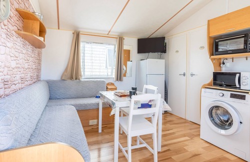 Saint-Pierre-d'Oleron RV Rental | La Baie de la Tranquillité – Cosy Mobile Home, Peaceful & Fully Equipped, Near Entertainment