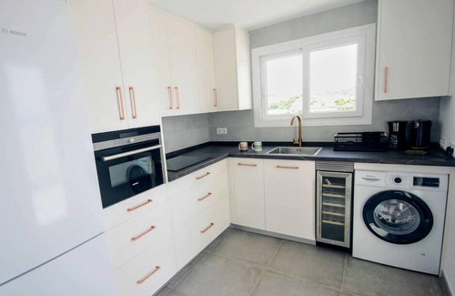 Tarifa Apartment | La Ballenita de Tarifa. Views of Africa, swimming pool 10 min walk to the beach