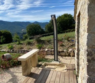 Plaisians House | LA BAPTISTINE FACE AU VENTOUX la Clue