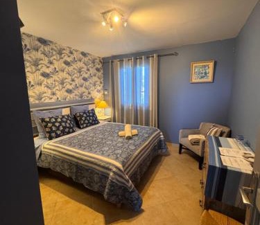 Plan-d'Orgon Bed & Breakfast | La Bastide des Romarins
