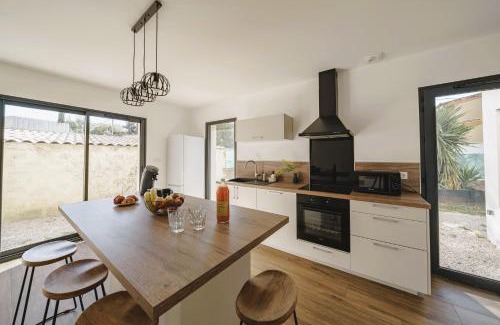 Martigues House | La Belle Martégale