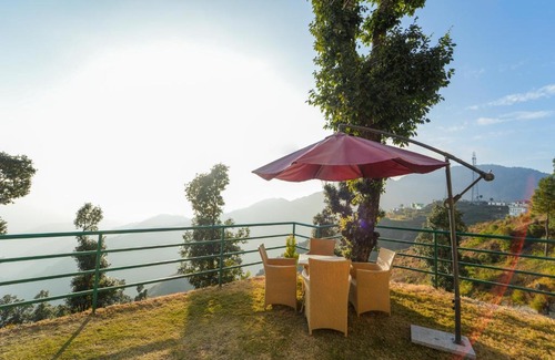 Bullawala Villa | La Belle Vue by Dumnu Homes