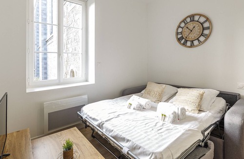 Laval Apartment | La Bohème, Studio à 300m de la gare de Laval