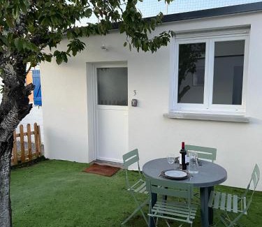 Begles Apartment | La Bordelaise - Logement cosy avec jardin à Bègles