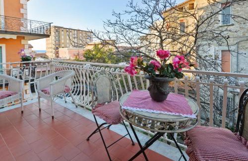 Agropoli Apartment | La Bouganville Holiday House