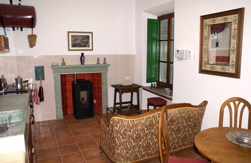 Murchas Apartment | La Cañota Suite King Room Adults Only, living room, bedroom, kitchen and bathroom