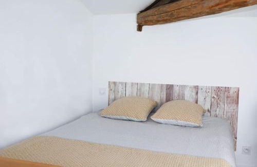 Penne-d'Agenais Apartment | La Cabane - Au cœur d'un village médiéval