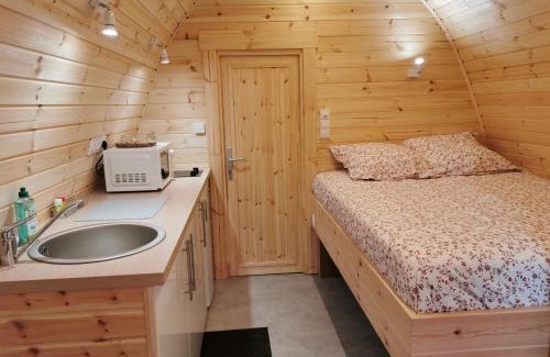 Saint-Malo-du-Bois Other | La Cabane Insolite