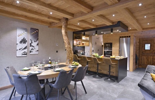 La Grave Ski Chalet | La cabane luxury apartment in the heart of the village