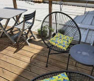 Granville Apartment | La Cabine