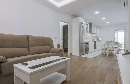 Old Town Apartment | -La Caleta-OASIS OF PEACE IN THE HEART OF CÁDIZ 6 HAB-12 PX