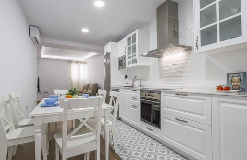 Old Town Apartment | -La Caleta-OASIS OF PEACE IN THE HEART OF CÁDIZ 6 HAB-12 PX