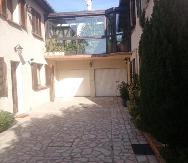 Saint-Denis Bed & Breakfast | La campagne dans la ville , maison d'hôtes